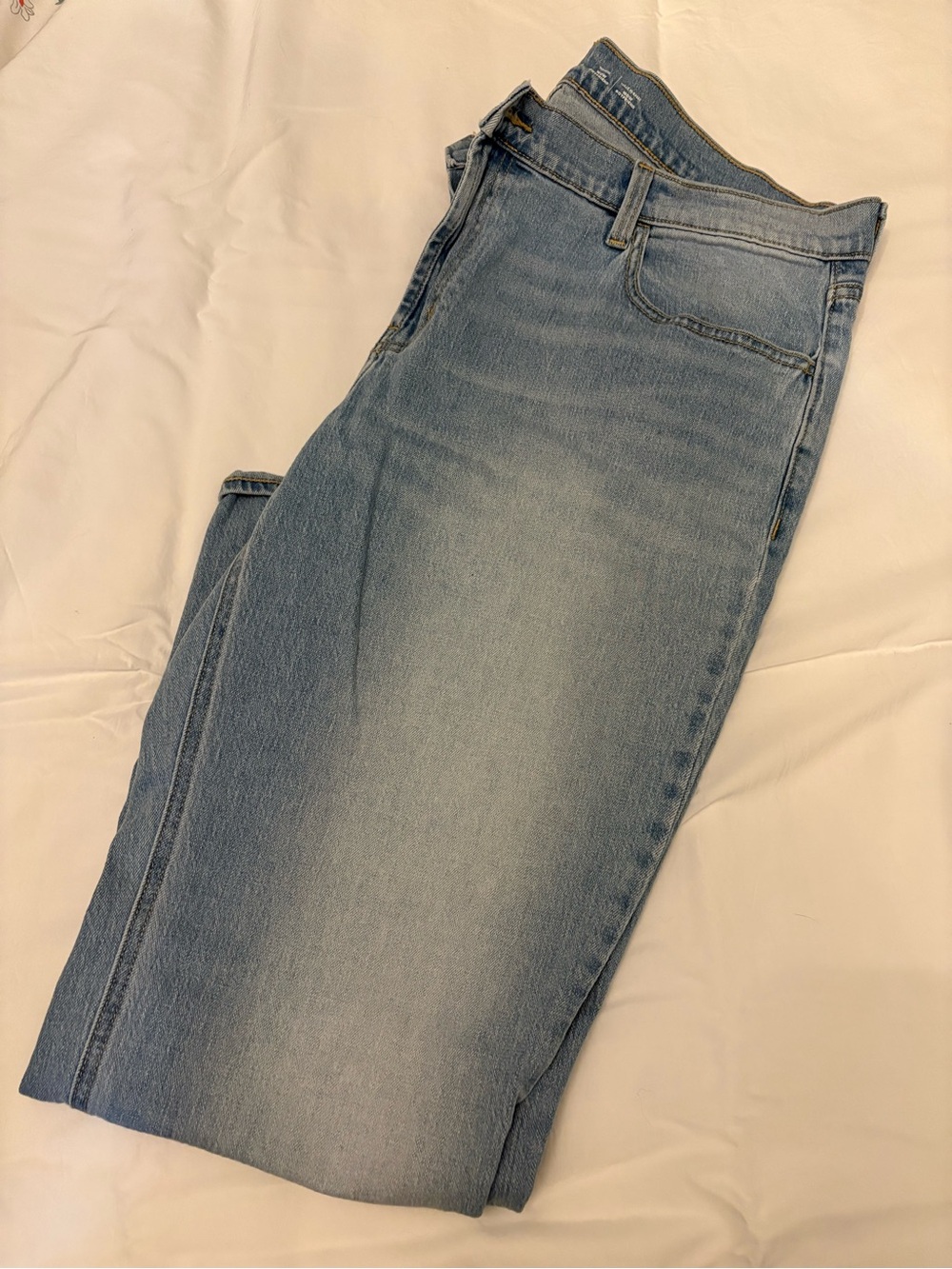 Old Navy WOW Boyfriend Jeans